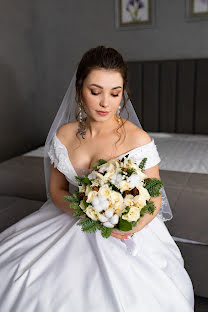 Fotografo di matrimoni Lyubov Novikova (lyubov-novikova). Foto del 18 luglio 2023