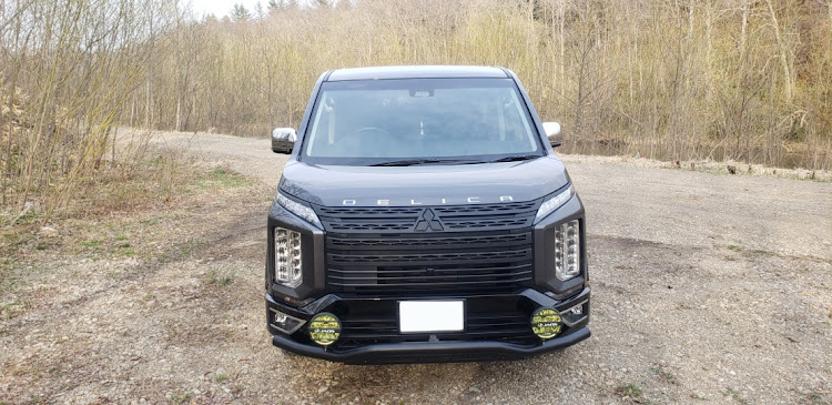 デリカD:5の夏タイヤに交換・クリスマスプレゼント・デリカの車窓からに関するカスタム事例の投稿画像3枚目