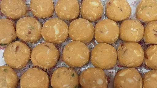 Besan Laddu