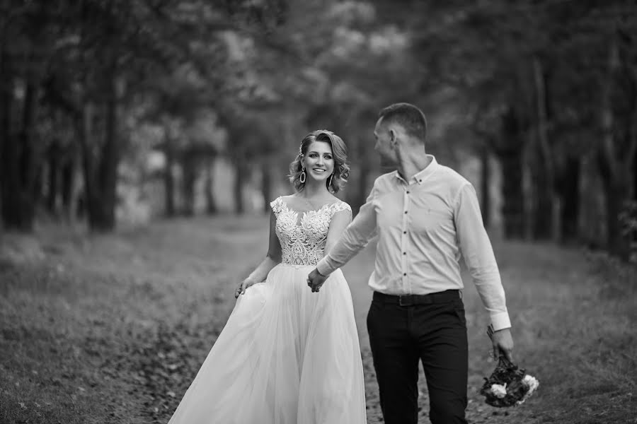 Wedding photographer Oleg Portnov (ynderwood). Photo of 8 October 2020