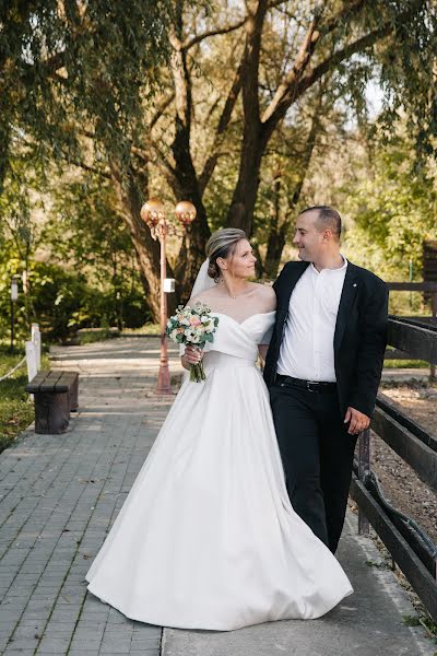 Fotografo di matrimoni Irina Panasyuk (iryna-panasyuk). Foto del 20 aprile 2023