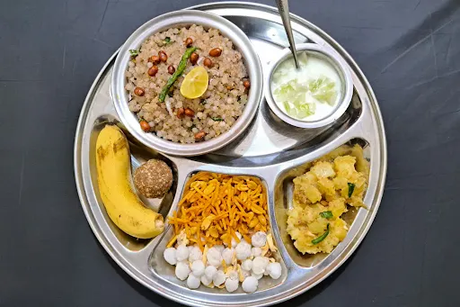 Sabudana Khichdi Thali