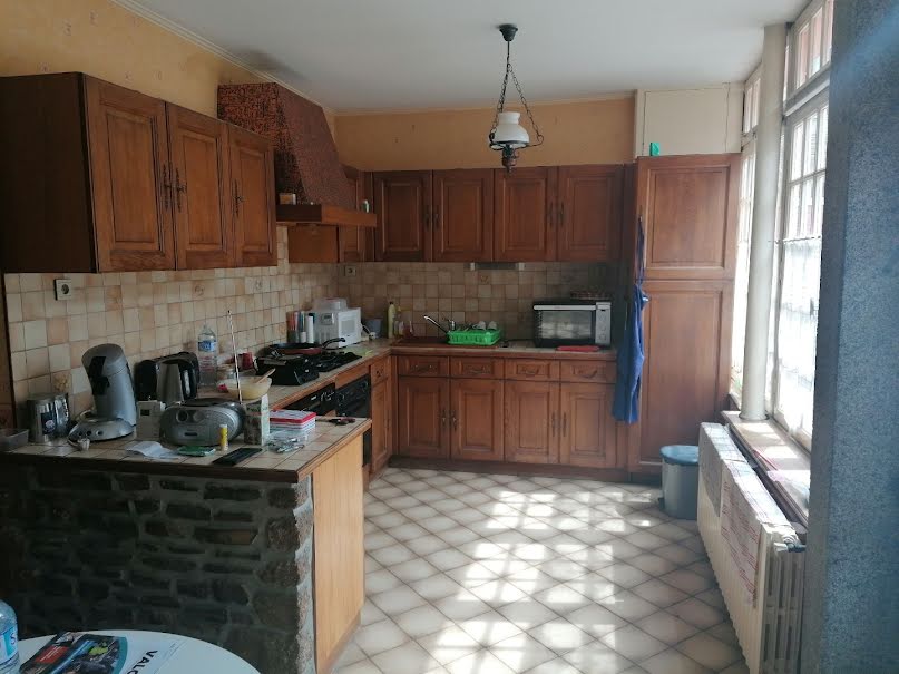 Vente maison 6 pièces 155 m² à Bazouges-la-Pérouse (35560), 114 950 €