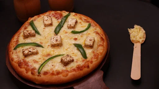 Capsicum & Paneer Pizza