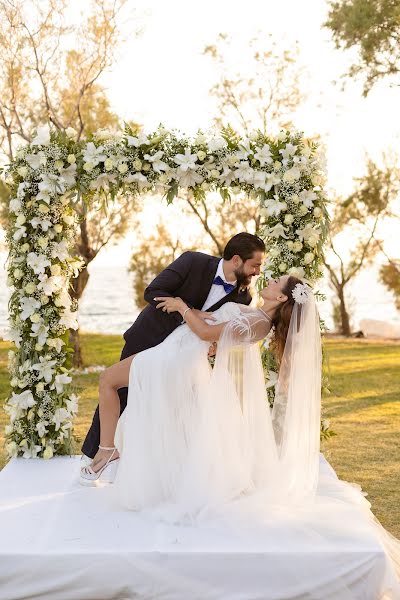 Fotografo di matrimoni Χριστίνα Βαρδαλή (xtinava). Foto del 6 ottobre 2022