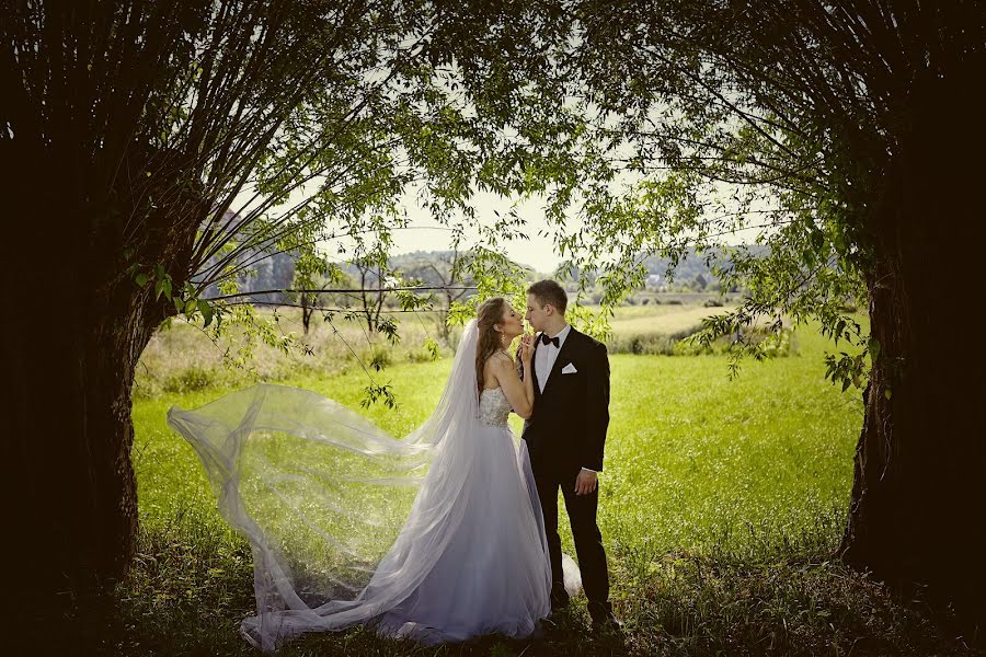 Fotografo di matrimoni Marcin Fryze (fryze). Foto del 13 aprile 2016