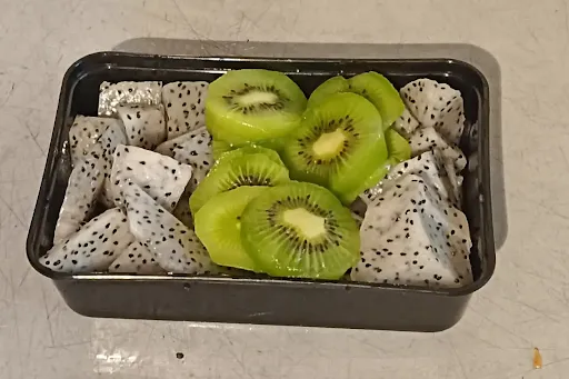 Kiwi And Dragon Fruit Salad