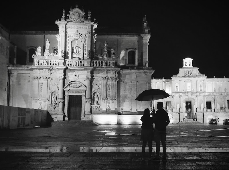 Pioggia in piazza Duomo  di fernando rugge