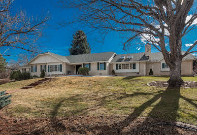 House with garden 2