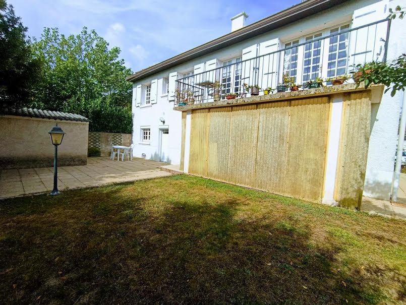 Vente maison 8 pièces 130 m² à Poitiers (86000), 360 000 €