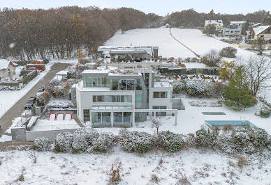 House with garden and terrace 10