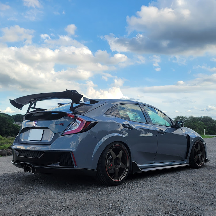 シビックタイプRのSPOON・並行輸入車・フロントガラス交換・US仕様・HONDAに関するカスタム事例の投稿画像2枚目