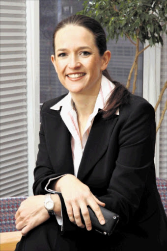 AT YOUR SERVICE: FNB Smart Services CEO Yolande van Wyk. Pic. Jeremy Glyn. 26/06/2010. © ST Yolande Van Wyk, CEO of FNB Smart Services Pix for the eWallet survey in the Sunday Times in June 2010 by Jeremy Glyn