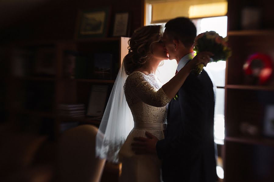 Fotógrafo de casamento Aleksey Pushkarev (apushkarev). Foto de 21 de março 2017