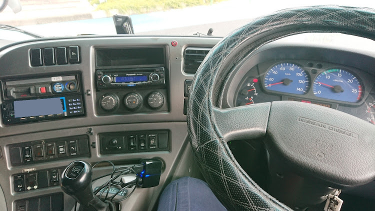 スターレットの休日・愛車と仕事車・お世話になりました！来年もどうぞよろしくお願いしますに関するカスタム事例の投稿画像4枚目