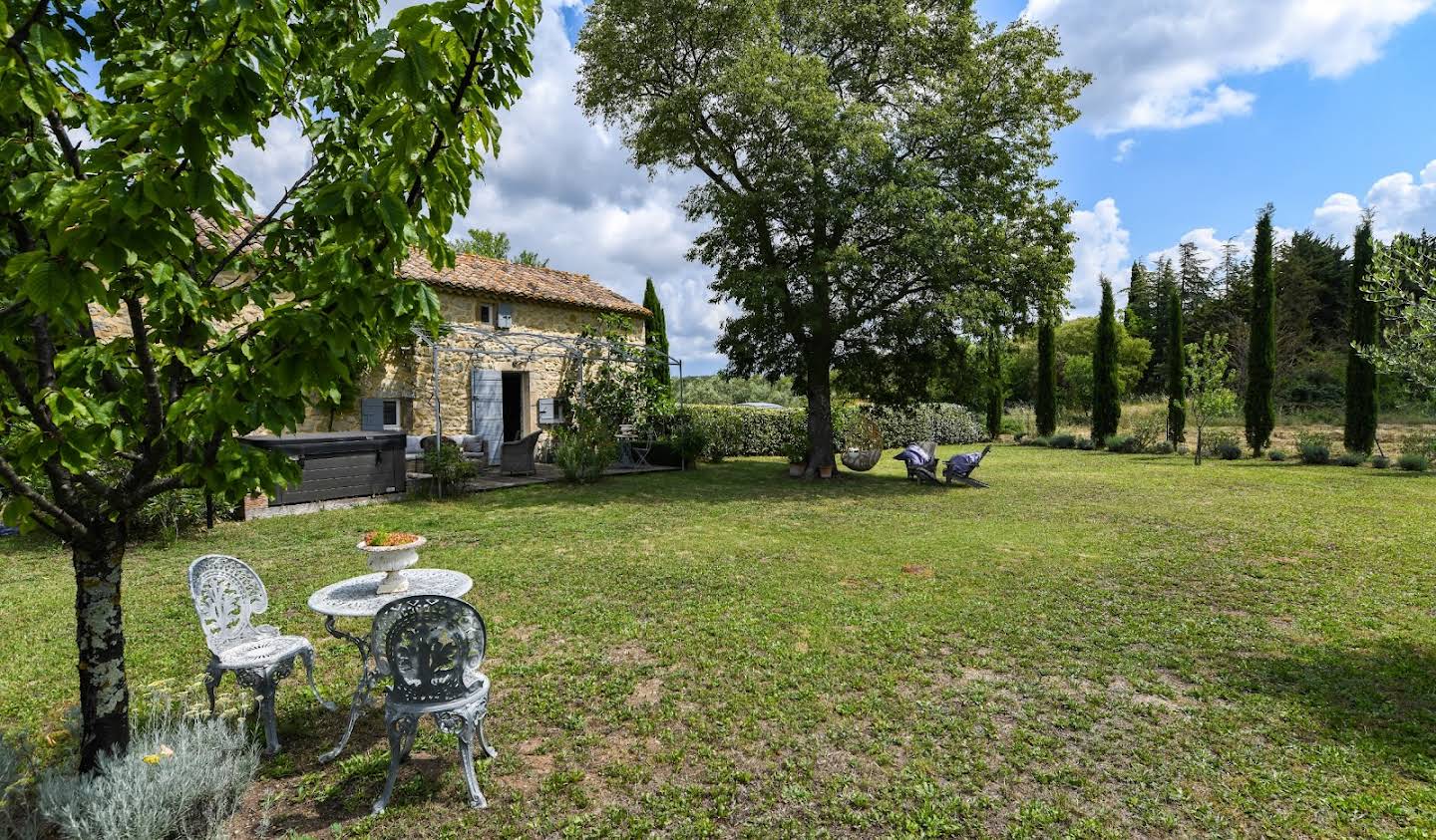 Propriété avec jardin Uzès