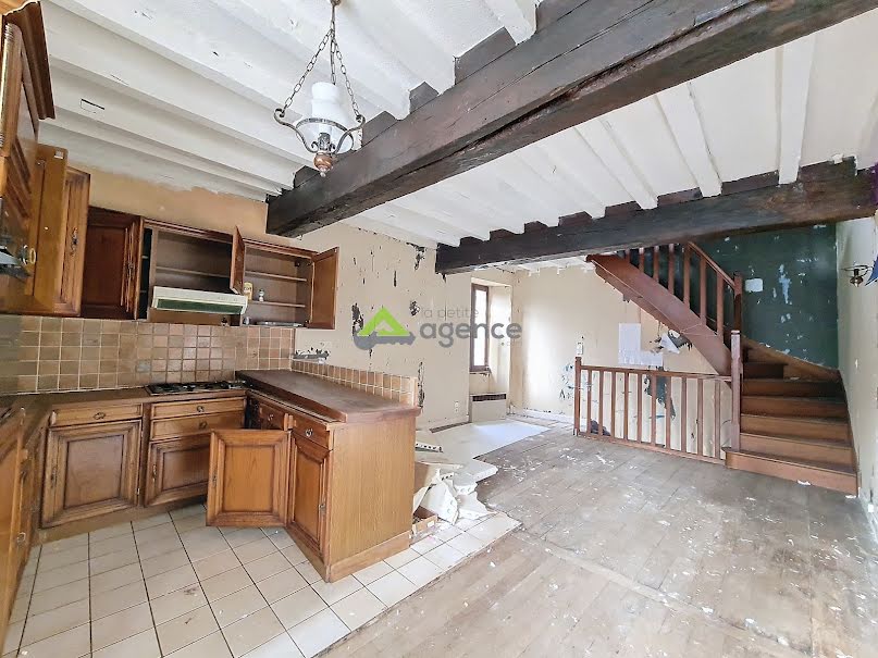 Vente maison 2 pièces 42.68 m² à Chambon-sur-Voueize (23170), 40 000 €