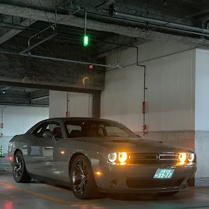 チャレンジャー SXT