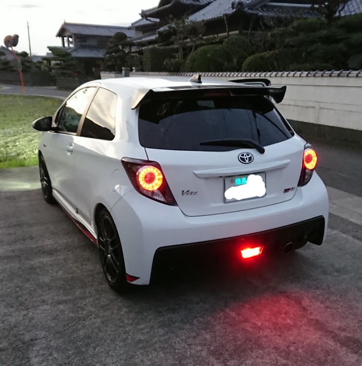 ごっちゃんさんが投稿したドライブ・ヴィッツ・GRMNに関するカスタム事例の投稿画像3枚目