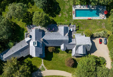 House with pool and garden 2