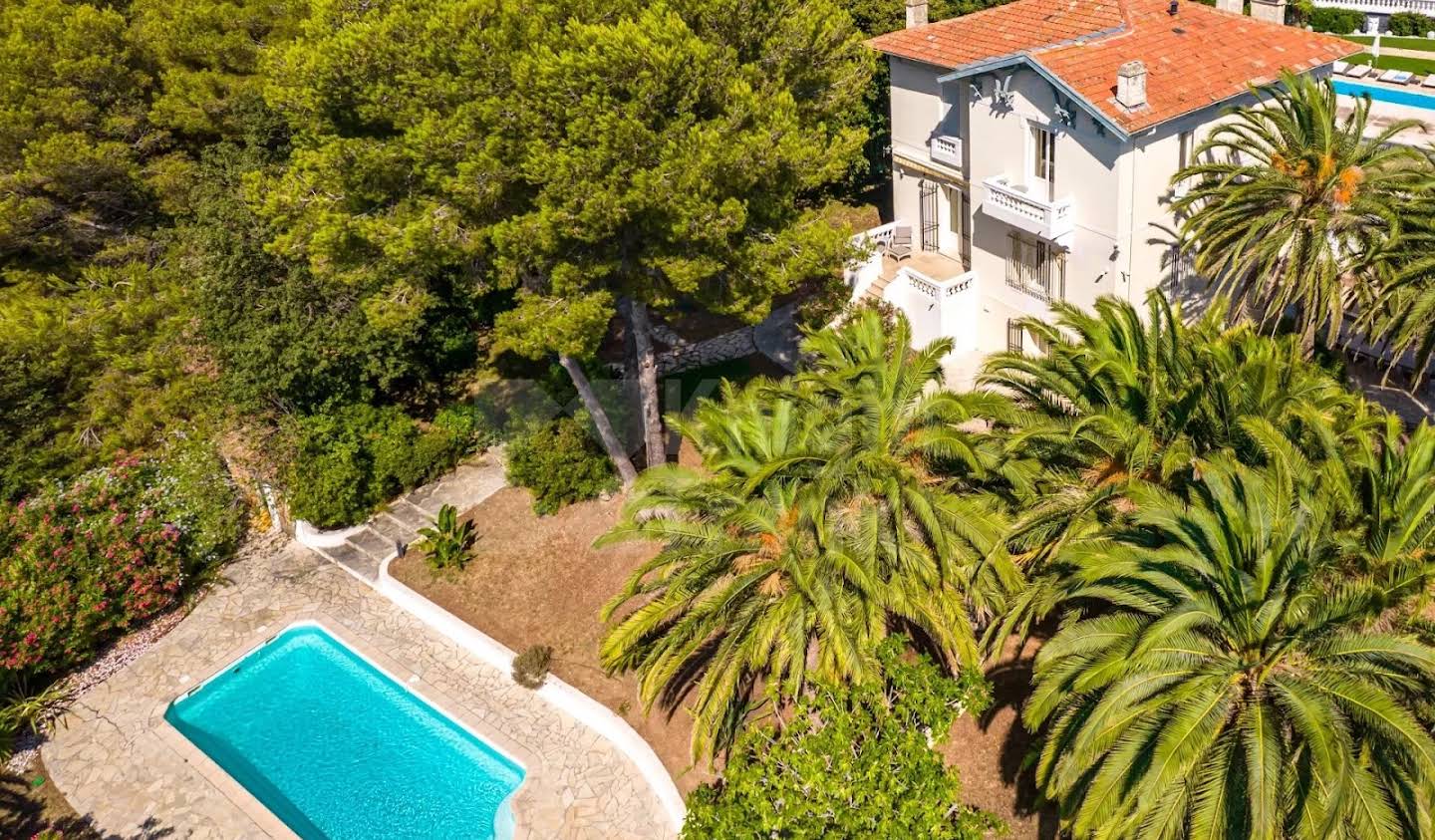 Villa with pool Antibes