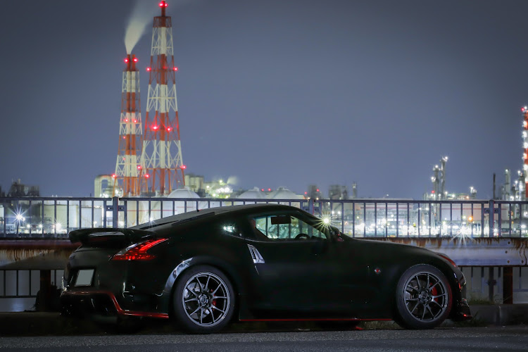 フェアレディZの堺泉北臨海工業地帯・工場夜景と愛車・車真撮影・プリウス霊柩車に関するカスタム事例の投稿画像1枚目