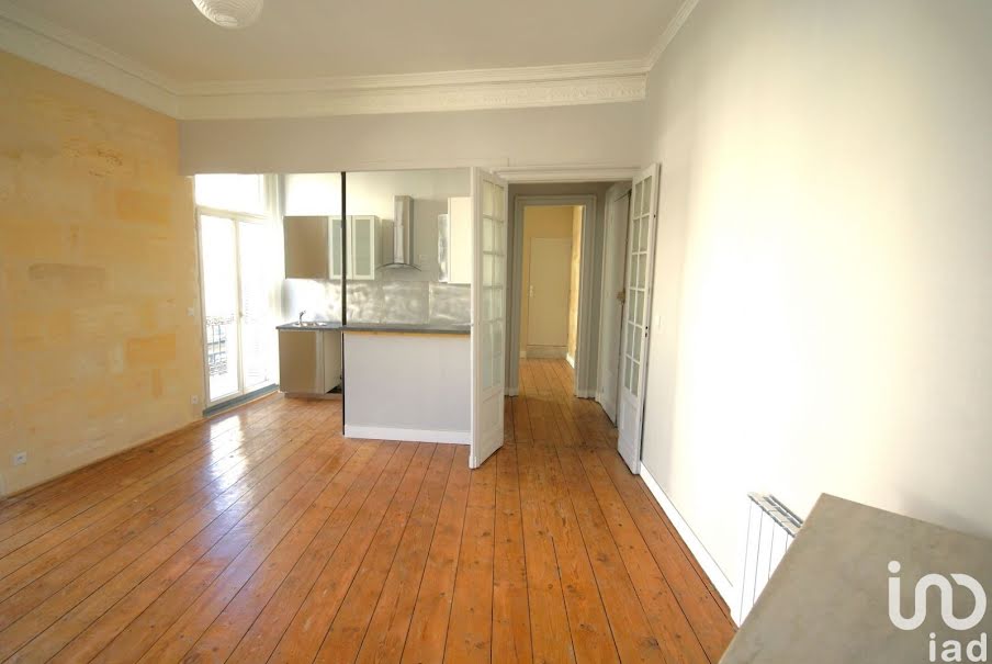 Location  appartement 2 pièces 49 m² à Bordeaux (33000), 1 190 €