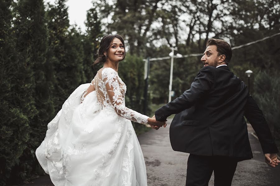 Fotógrafo de casamento Damir Absalyamov (damir02). Foto de 21 de fevereiro 2020