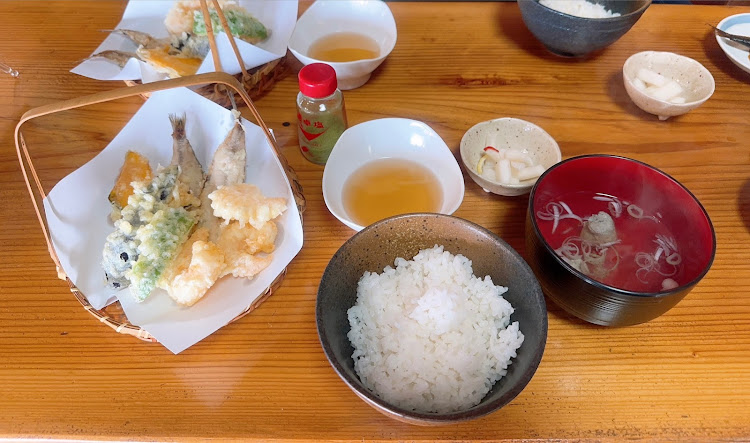 アルファードのドライブ・古民家食堂に関するカスタム事例の投稿画像2枚目