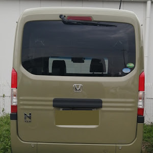 N-VAN JJ1