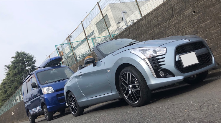 ハイゼットカーゴのコペン ローブS・リフトアップ・箱バンで遊ぼ・仕事終わりに📸に関するカスタム事例の投稿画像2枚目