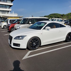 TT クーペ 2.0TFSI