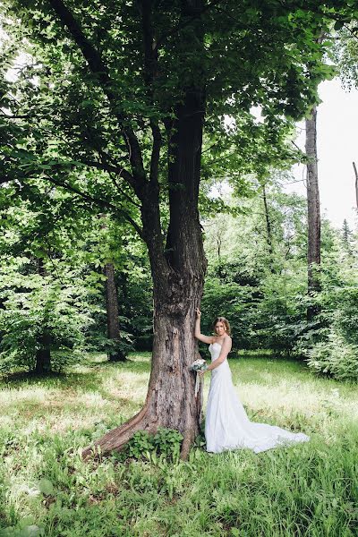 Wedding photographer Nikulina Ekaterina (katenik). Photo of 27 July 2017