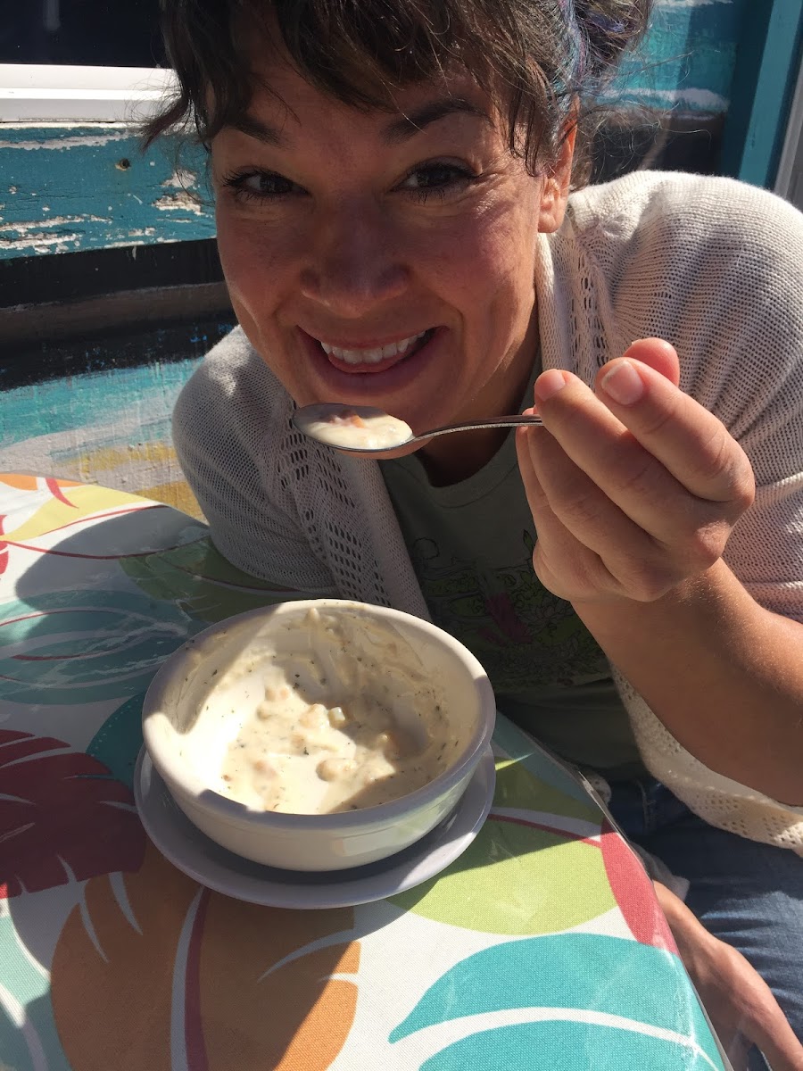 Celiac safe chowder for Delphine!!