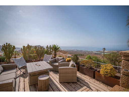 Chalet avec terrasse 1