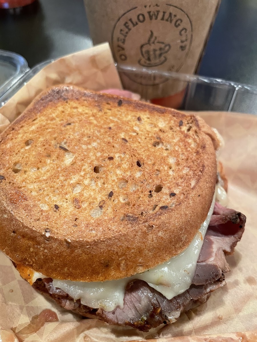 Hot roast beef on GF bread & ice tea