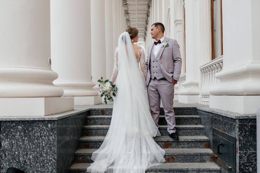 Esküvői fotós Ekaterina Ovchinnikova (ovchinnikovakate). Készítés ideje: 2021 március 5.