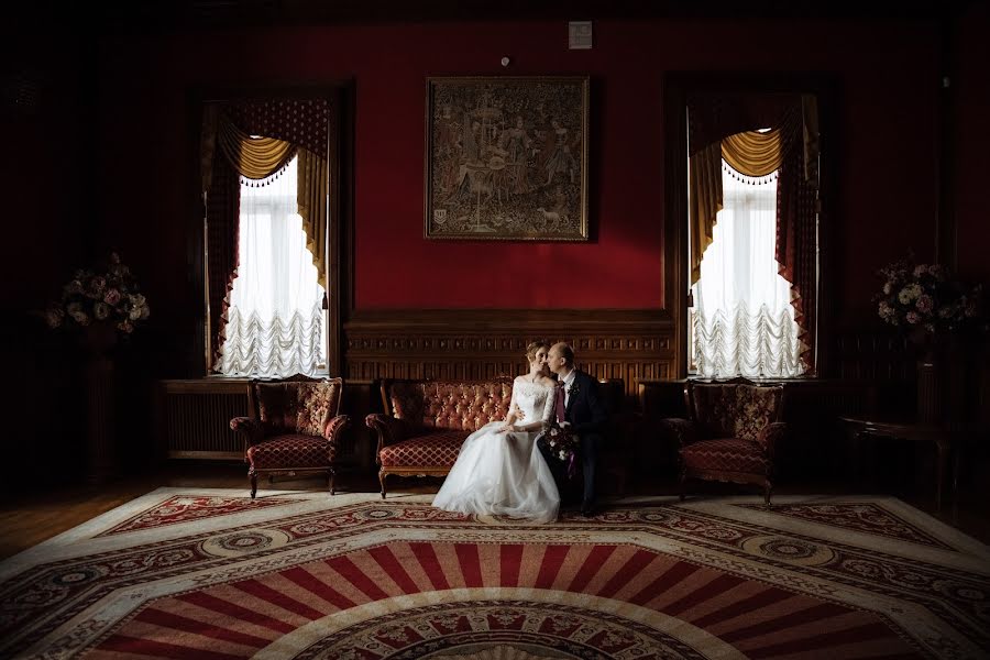 Fotógrafo de casamento Kseniya Chistyakova (kseniyachis). Foto de 19 de fevereiro 2020