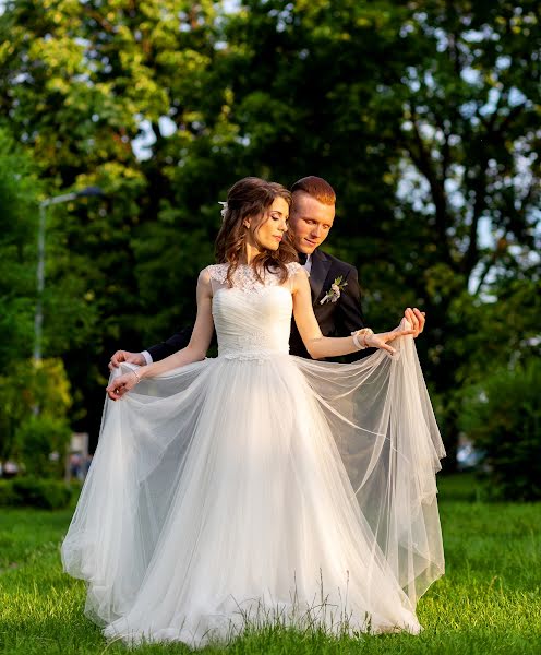 Wedding photographer Burtila Bogdan (burtilabogdan). Photo of 26 March 2023