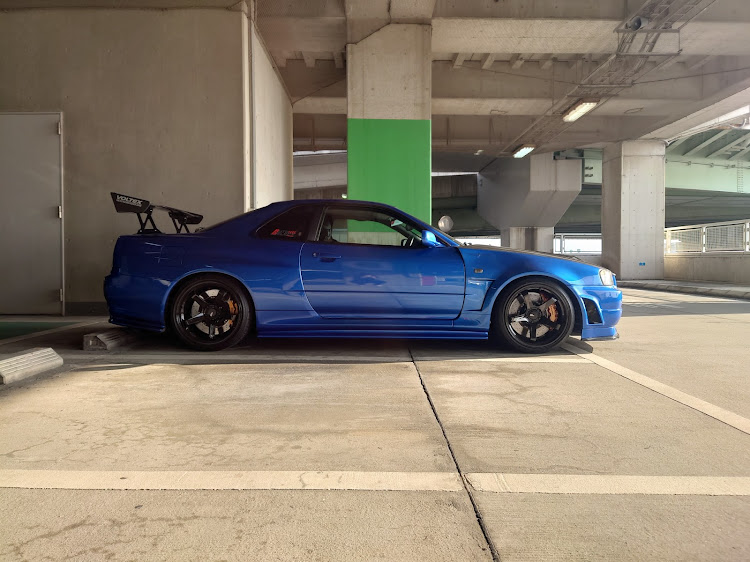 スカイライン GT-Rのドライブ・R34GT-R・阪神高速に関するカスタム事例の投稿画像1枚目