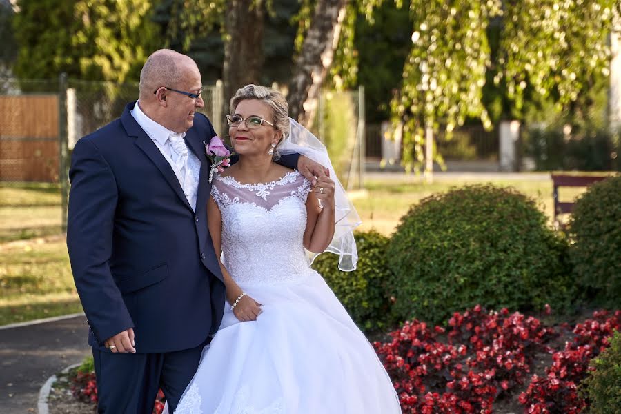 Fotografo di matrimoni Vladimír Krivák (vladofoto). Foto del 3 aprile 2020