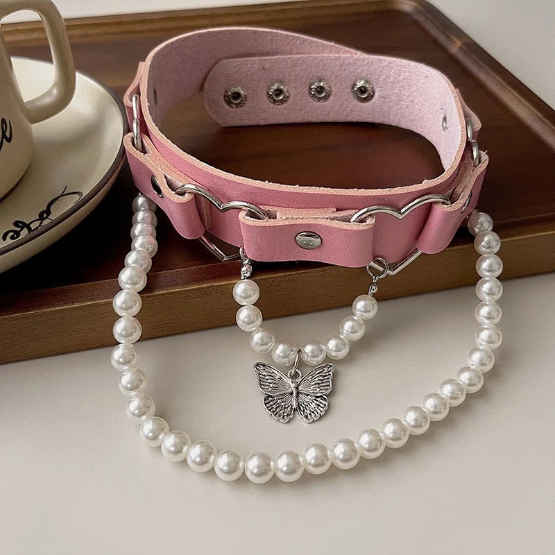 Title 4, Collier Punk Rivets Papillon Perle, un bijou au...