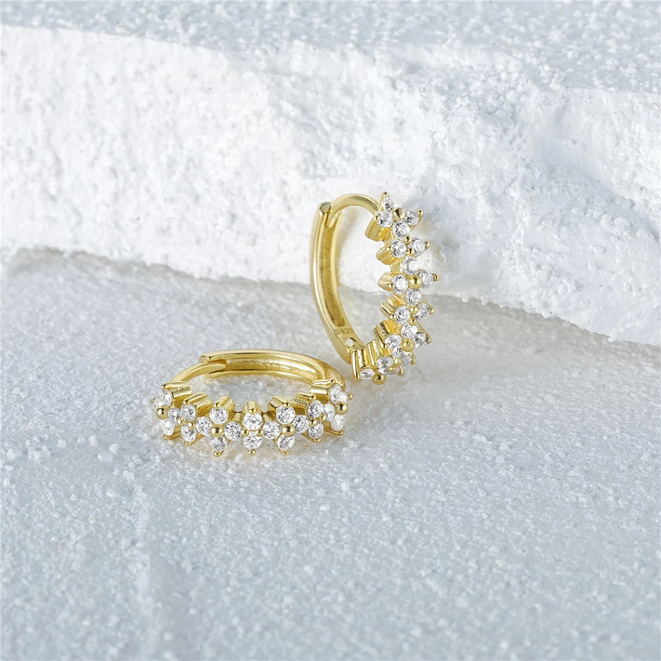 Boucles d'oreilles diamant pétale pour femme, argent, super flash, simple rangée. Élégance et éclat avec ces boucles parfaites pour toutes les occasions.