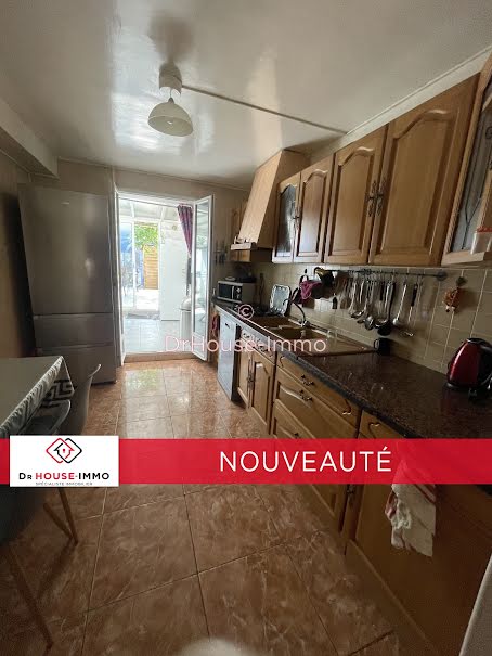 Vente maison 6 pièces 96 m² à Villepinte (93420), 284 000 €