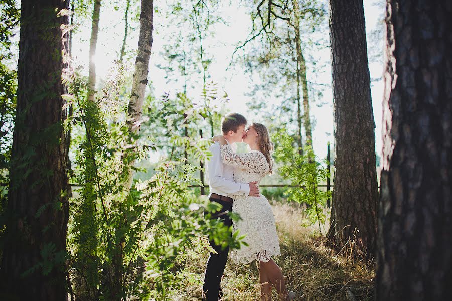 Wedding photographer Anna Kuznecova (ankkyz). Photo of 13 August 2014