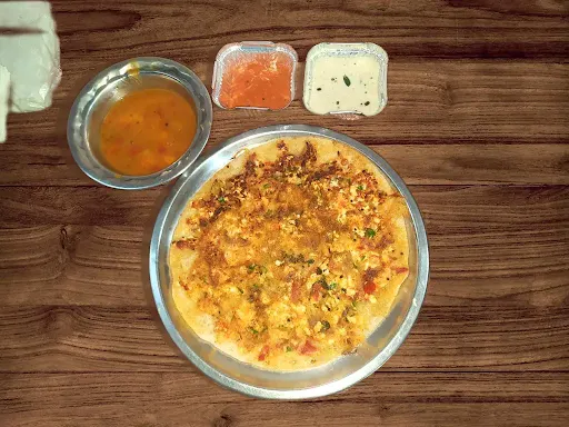 Mixed Veg Cheese Uttapam