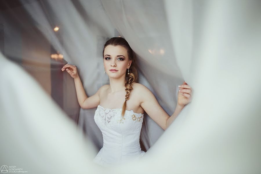 Wedding photographer Artem Goncharov (odinmig). Photo of 3 March 2014