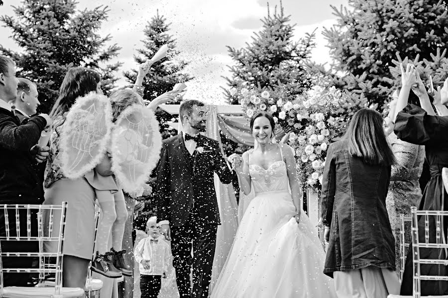 Wedding photographer Pavel Scherbakov (pavelborn). Photo of 16 January 2020