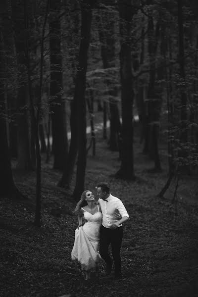 Fotógrafo de casamento Igor Anuszkiewicz (igoranuszkiewic). Foto de 1 de maio 2018