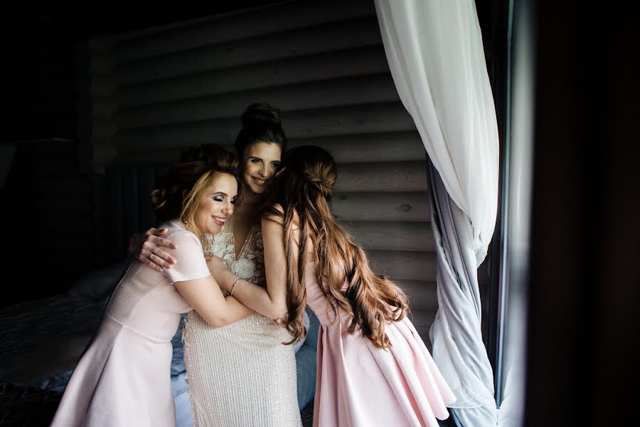 Wedding photographer Lena Kostenko (pholen). Photo of 18 May 2018